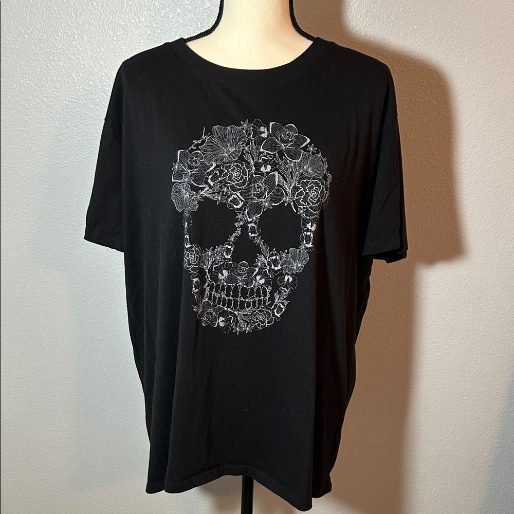 Maurices Oversized Black Floral Skull Tee